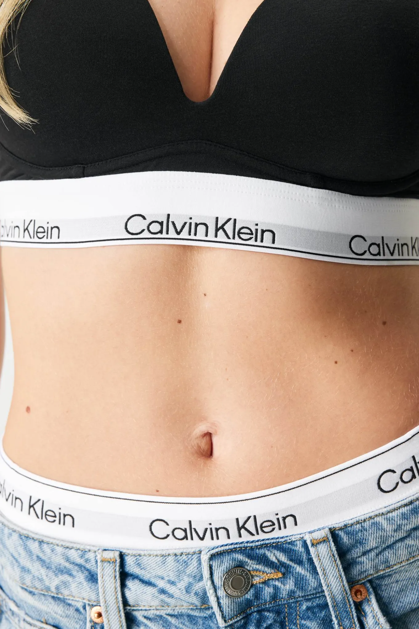 Biustonosz Calvin Klein Push-Up Plunge