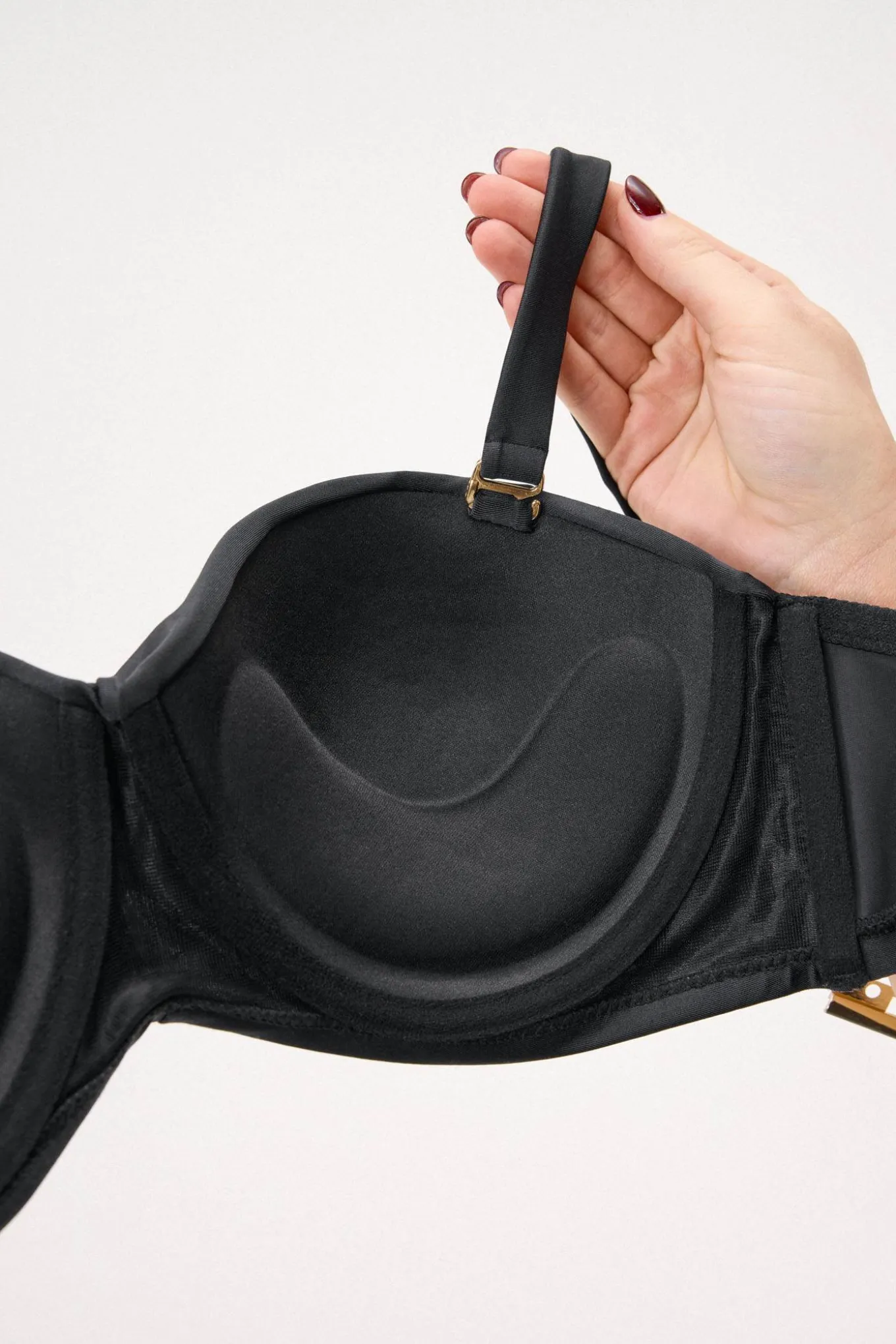 Biustonosz od stroju kąpielowego Satin Black II Push-Up