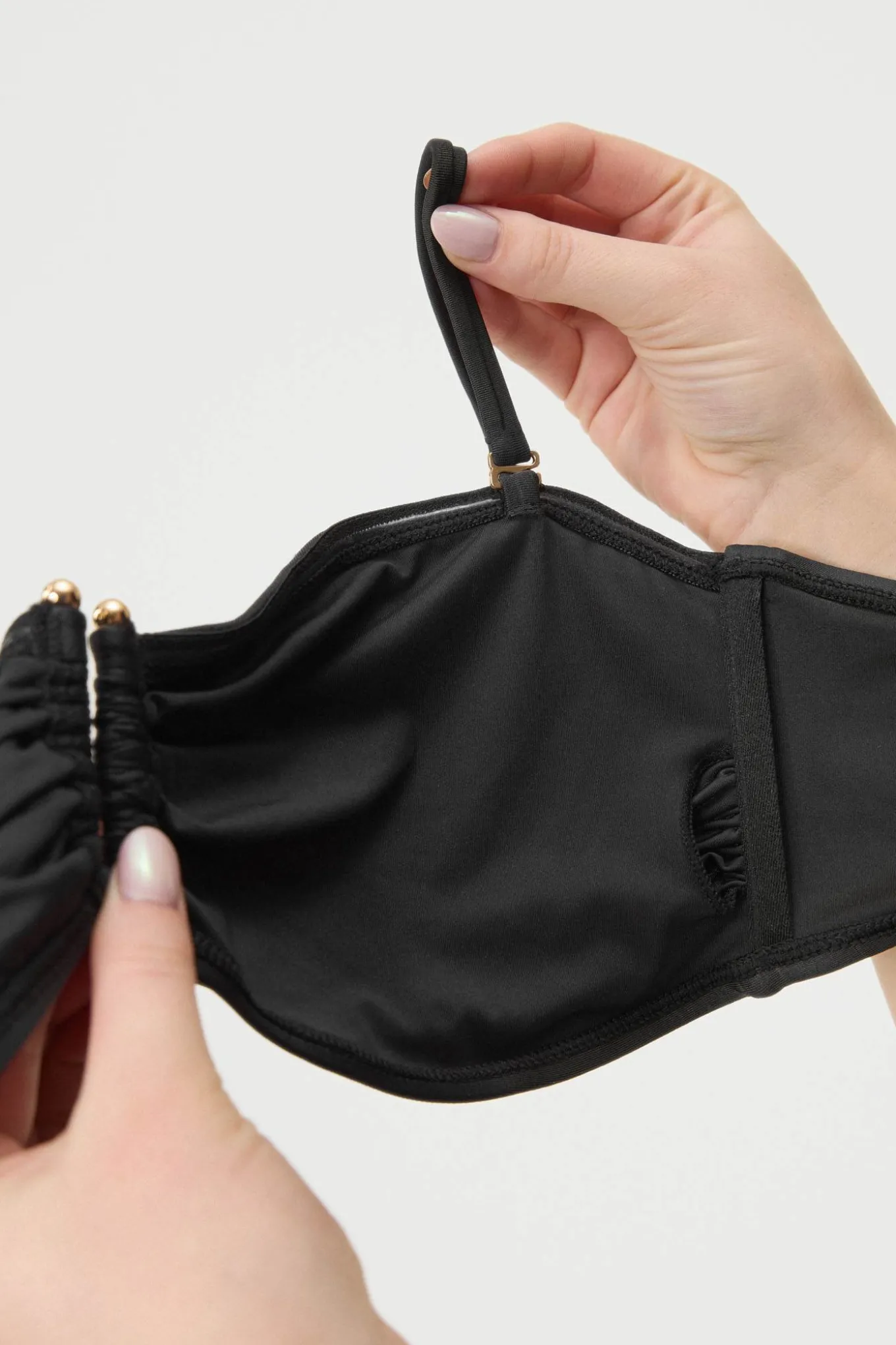 Biustonosz od stroju kąpielowego Satin Black III