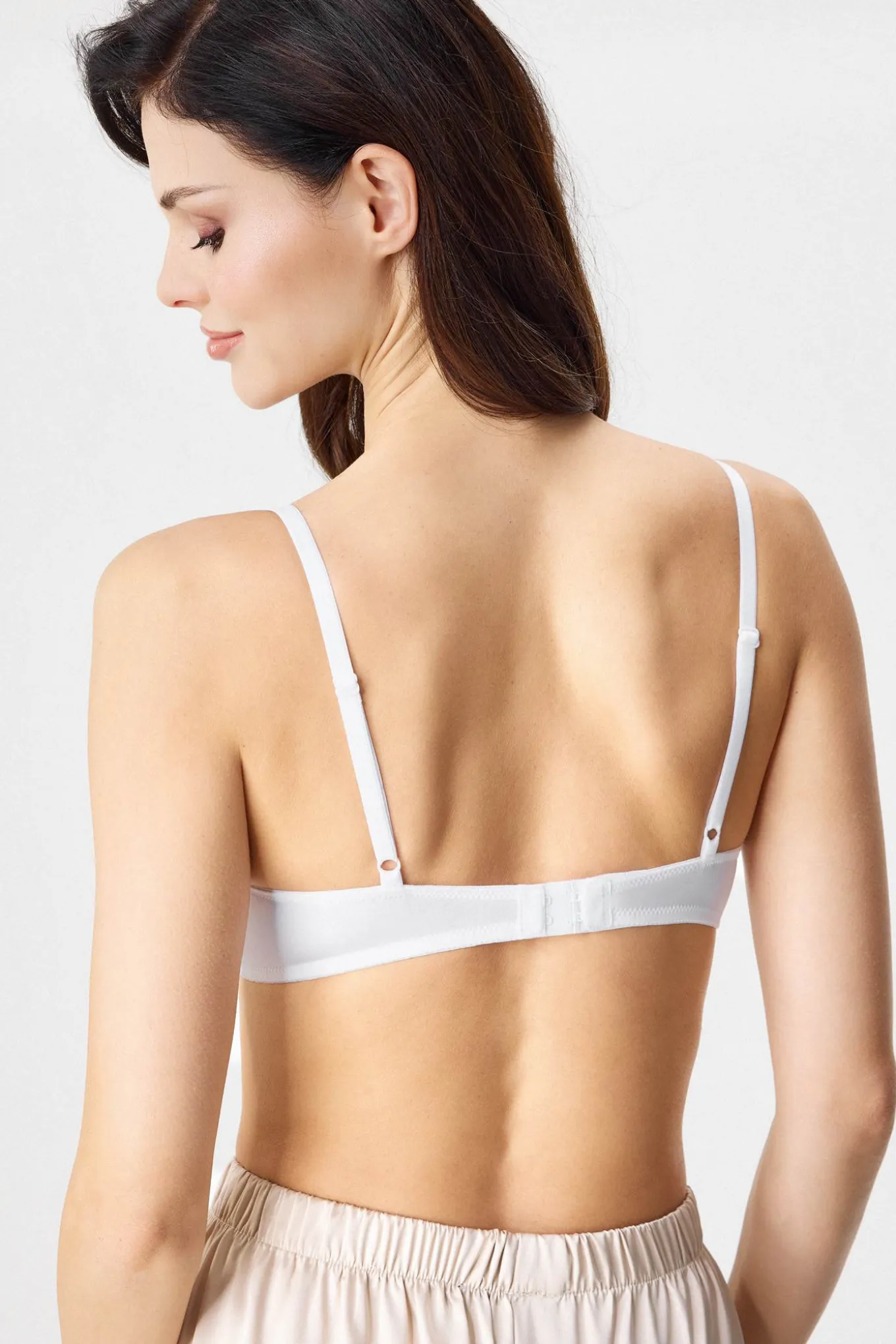 Biustonosz usztywniany Bellinda Microfiber