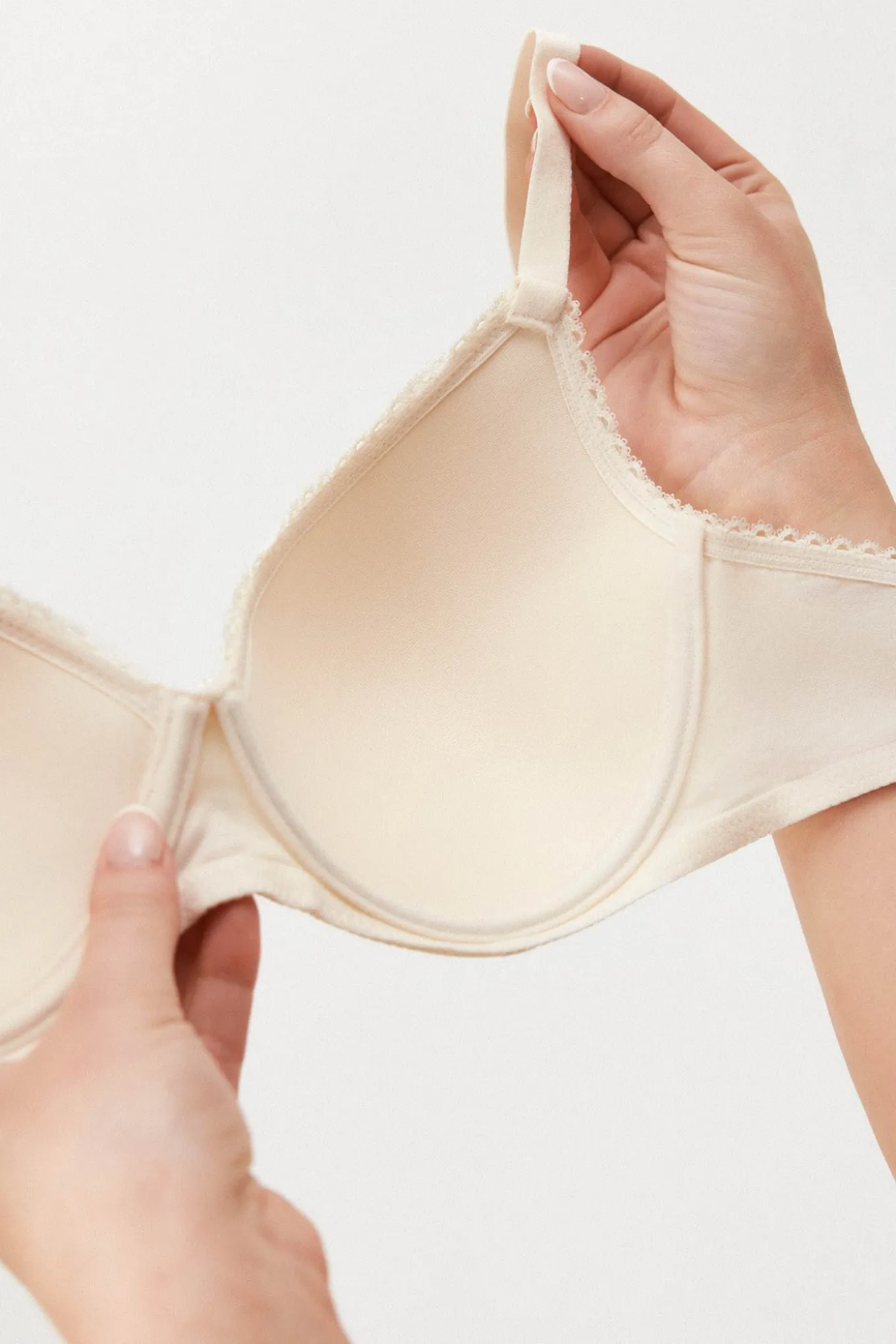 Biustonosz usztywniany Bellinda Perfect Soft Bra z mikromodalem