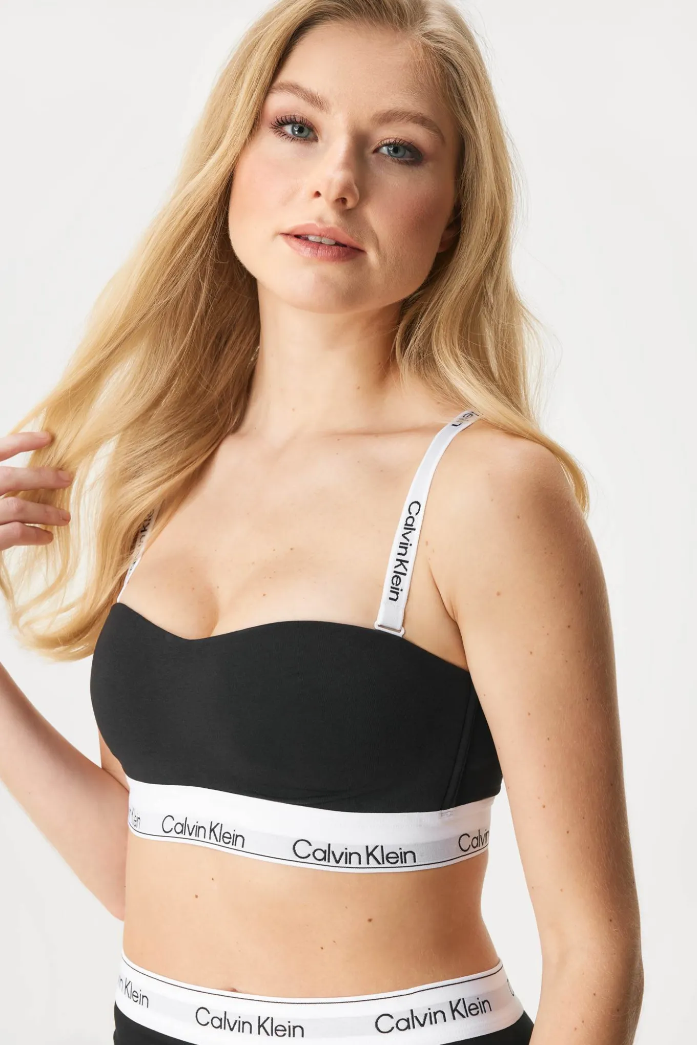 Biustonosz usztywniany Calvin Klein Lightly Lined Bandeau