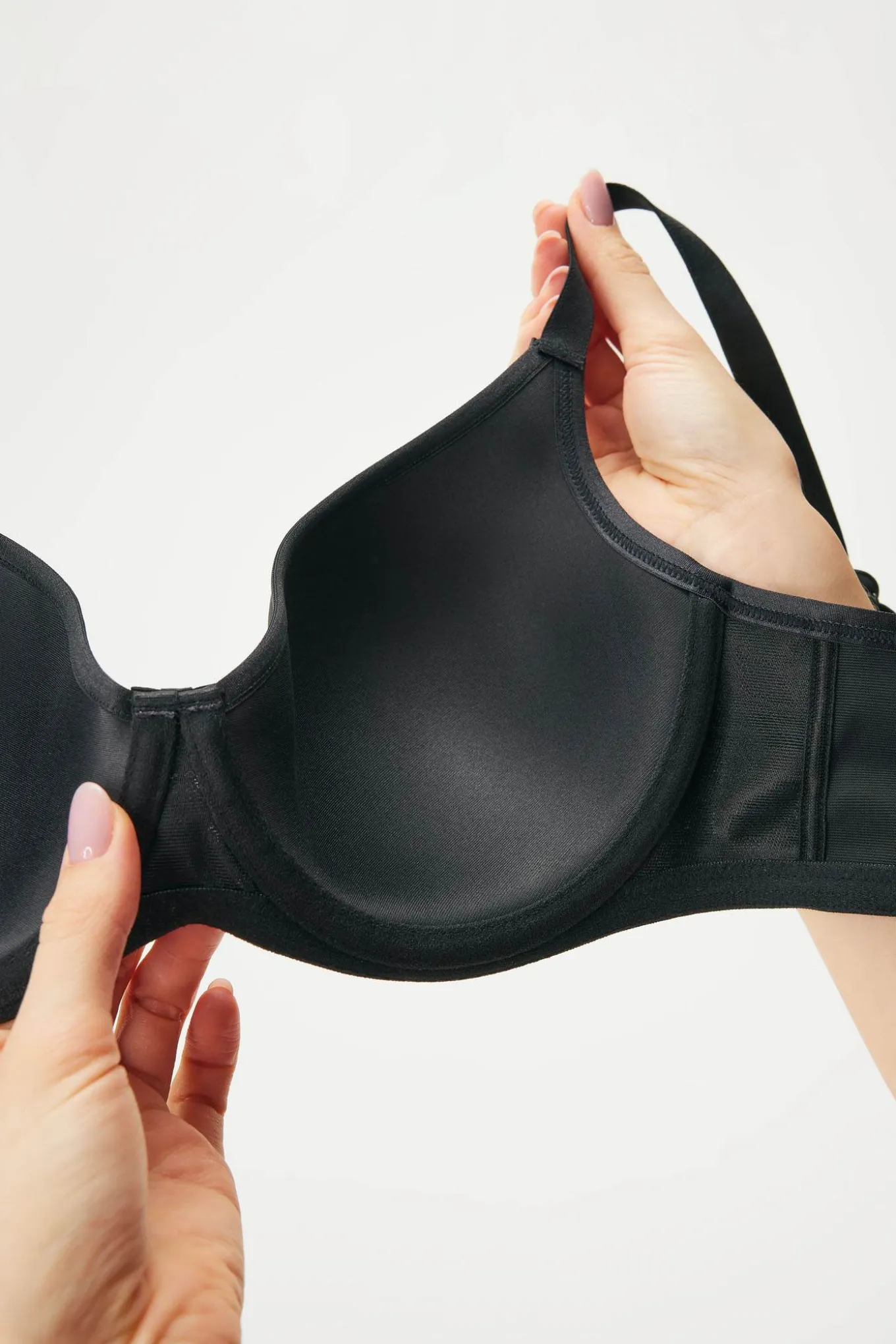 Biustonosz usztywniany Maia 4D Soft Control Deluxe