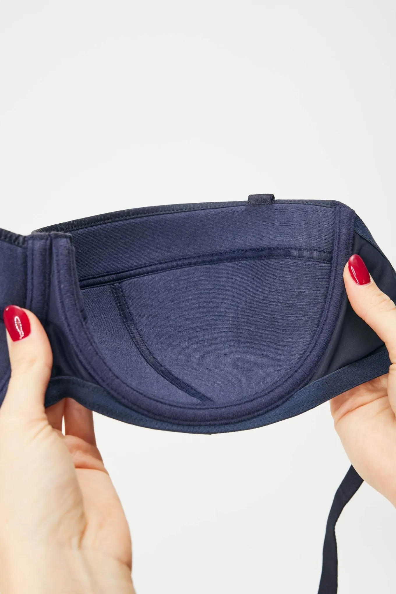 Biustonosz usztywniany Navy Dream Bardot