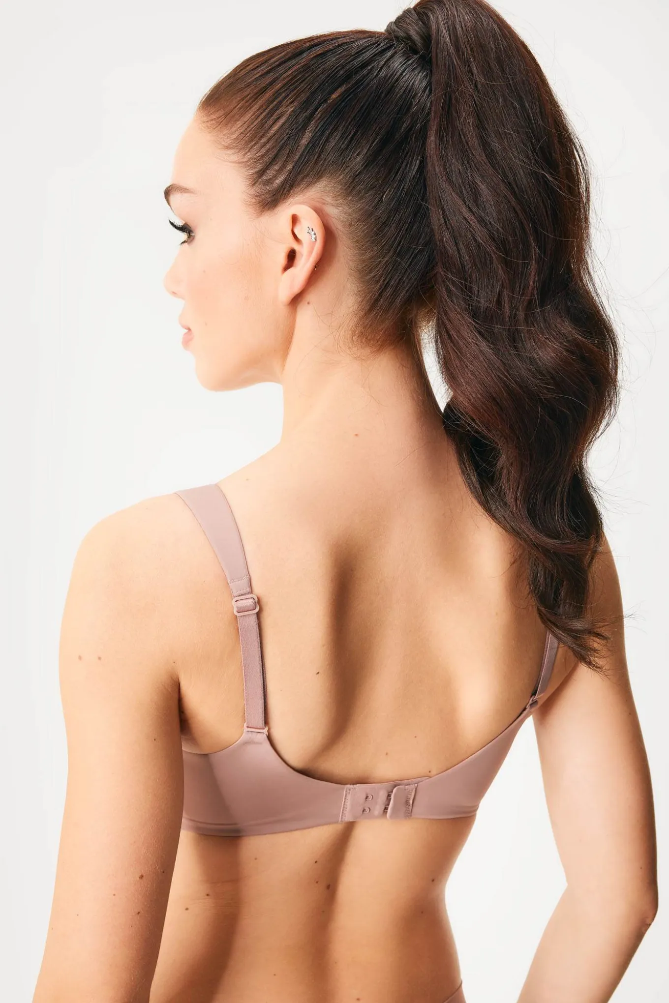 Biustonosz usztywniany Triumph Body Make-Up Illusion I