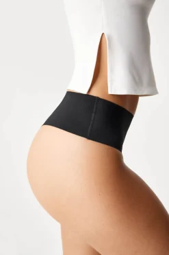 Brazyliany modelujące Blael