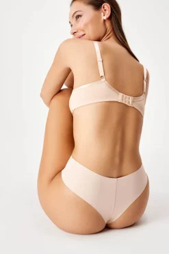 Brazyliany modelujące Blael