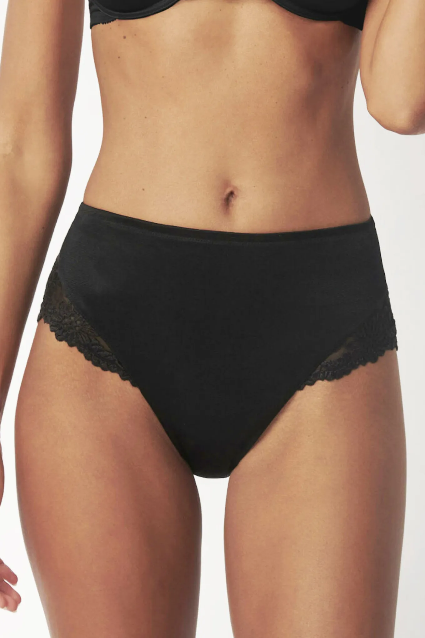 Majtki klasyczne Triumph Ladyform z wysokim stanem