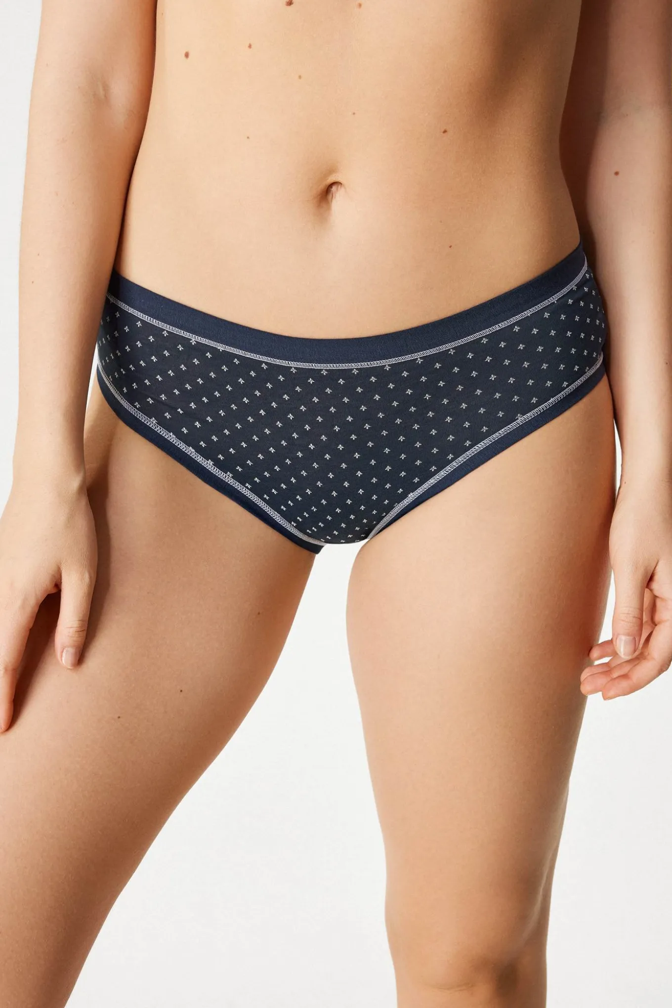 3 PACK Majtki klasyczne Paola