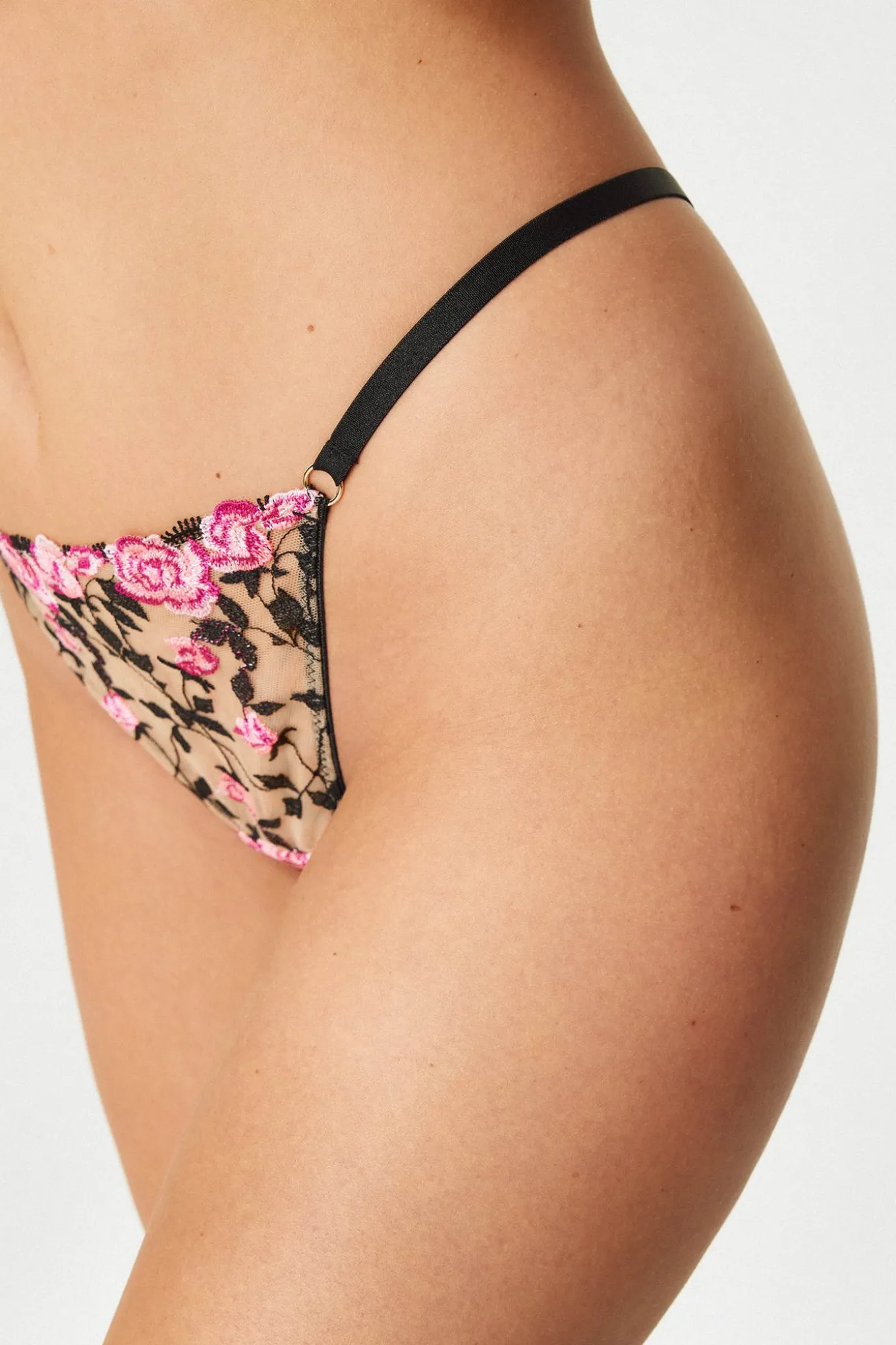 Tanga Frou Frou