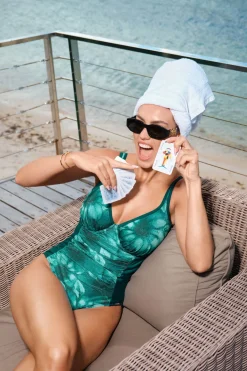 Wyszczuplający jednoczęściowy strój kąpielowy Maia Jadegreen